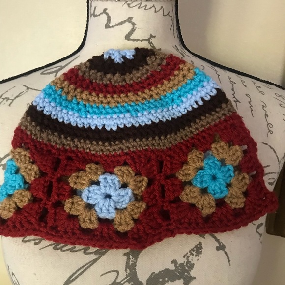 Rare VTG Handmade Baby Crochet Flower Hat - Picture 3 of 5